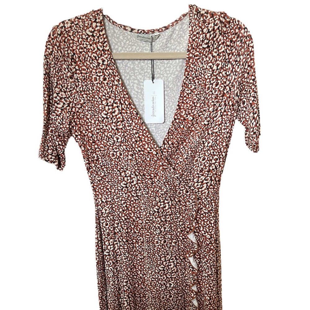 Stradivarius V-neck Print Dress Small NWT